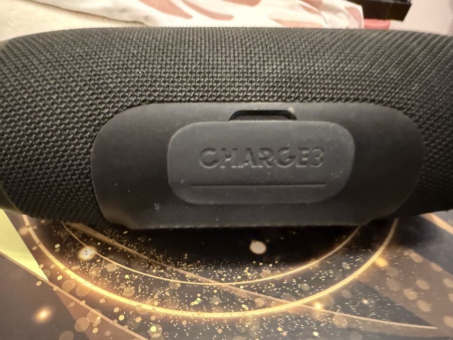 Jbl.    charge   3