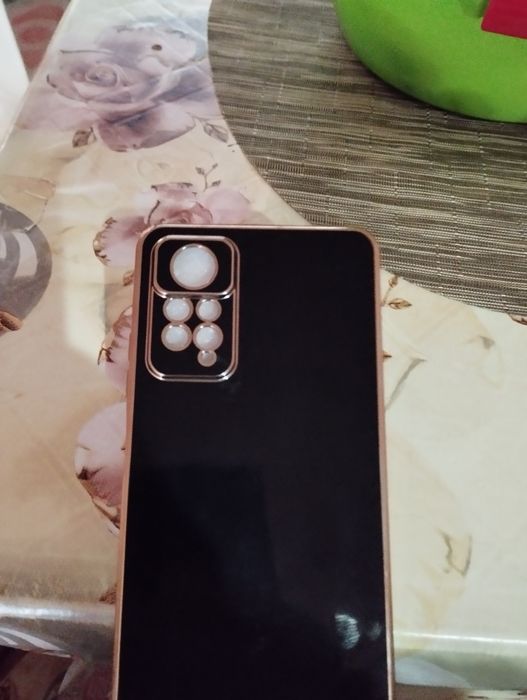 Чехол Редми нот 11 продаётся