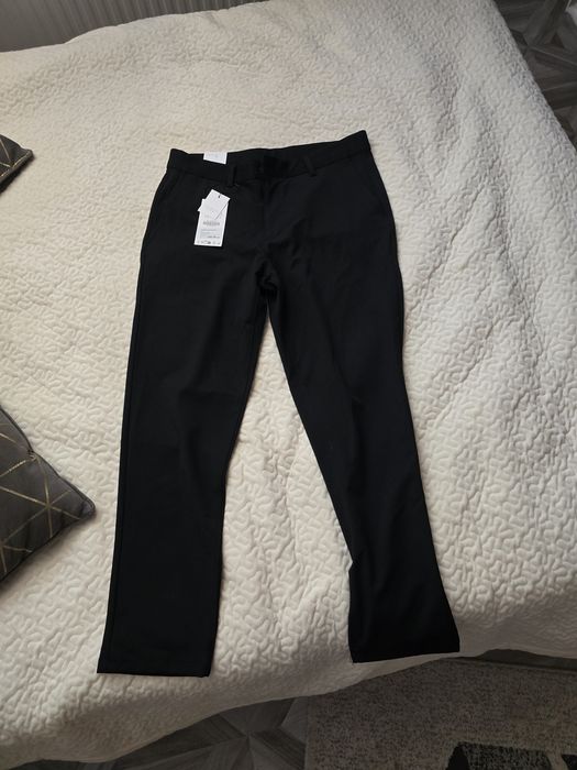 Pantaloni de stofa negri zara noi cu eticheta