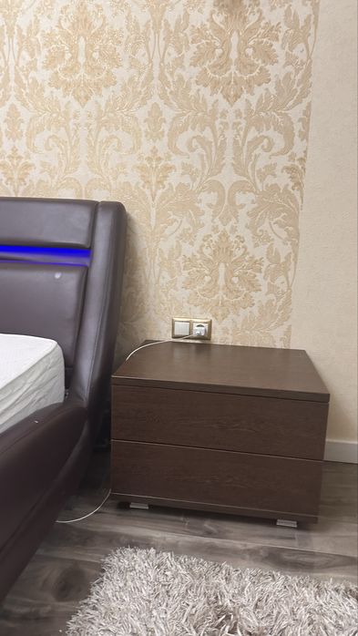 Продам спальную кровать