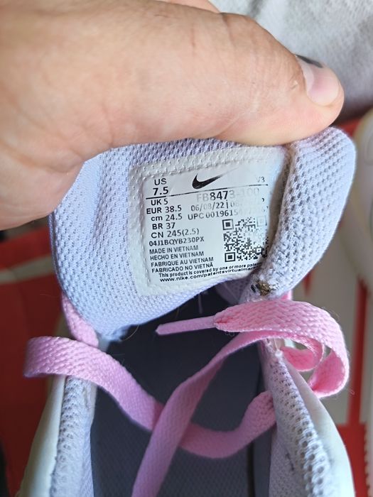 Adidasi Nike Air 1 , Nr38.5 , Originali stare foarte buna , produs second