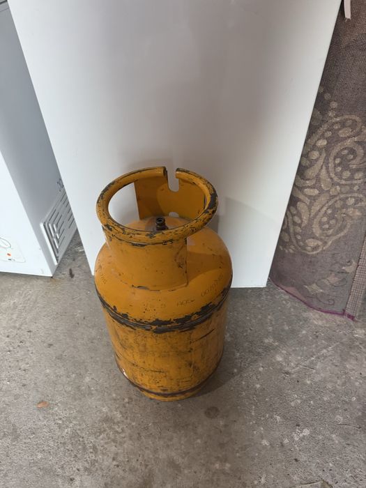 Желтый газ баллон
