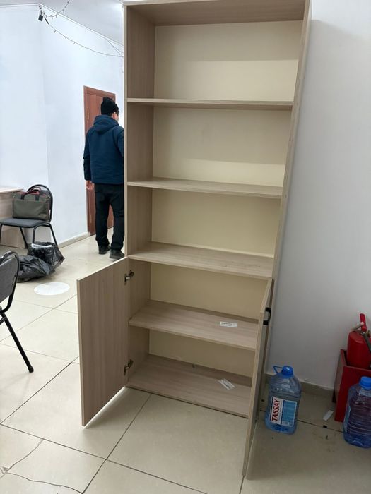 Продам шкаф для офиса или дома
