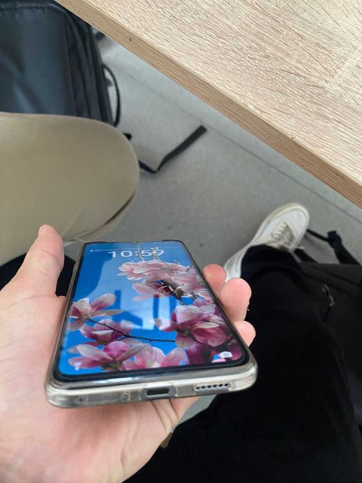 Продаётся. Huawei nova Y63