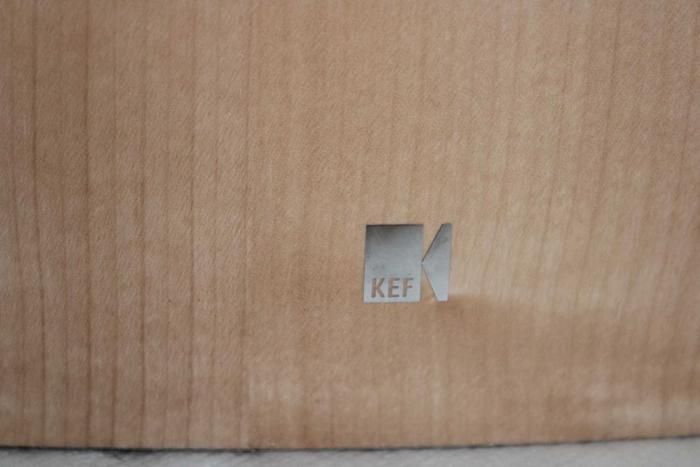 Тонколони KEFF IQ3 - Английски от 20hz - 40,000khz