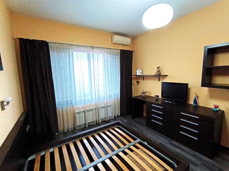 Дава се под наем Тристаен апартамент в София, Дървеница - 92 кв.м за 300 € - Снимка #8