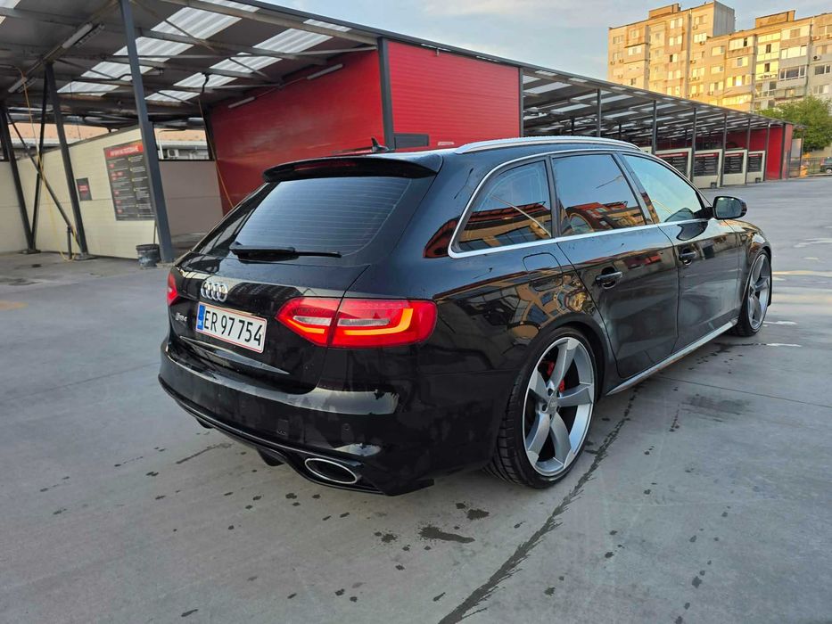 Audi A4 2.0 TDI RS line