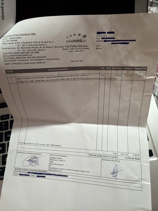 MacBook Air (13-inch, A1466)