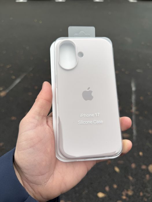 - Huse iPhone 17 / 17 Pro / 17 Pro Max /  80 lei