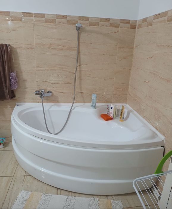 Cada de colt ptr baie 1500 x 900 cu baterie