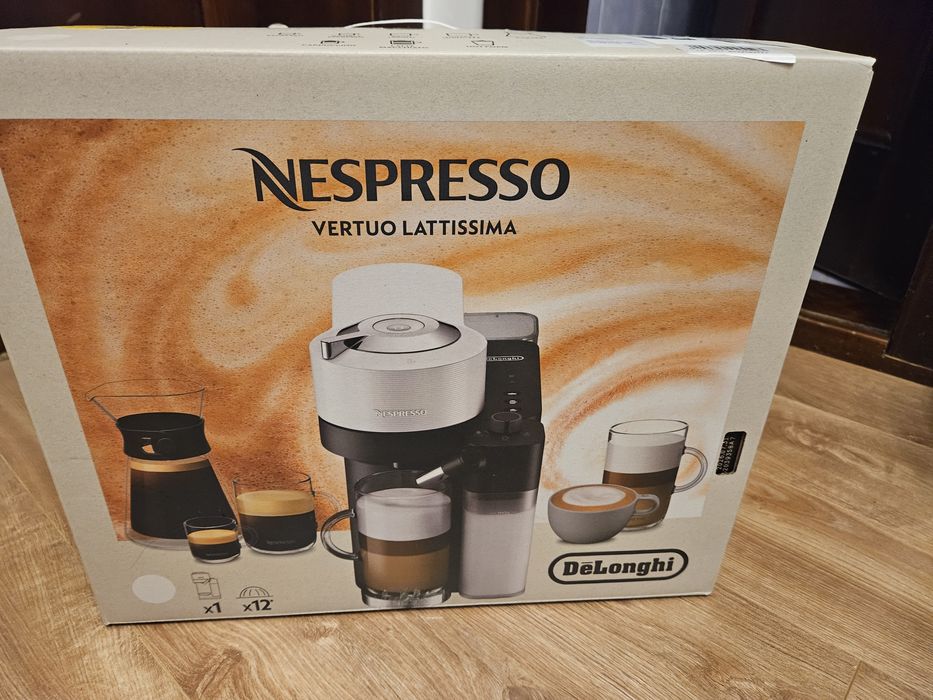 Espressor Nespresso by DeLonghi Vertuo Lattissima ENV300W