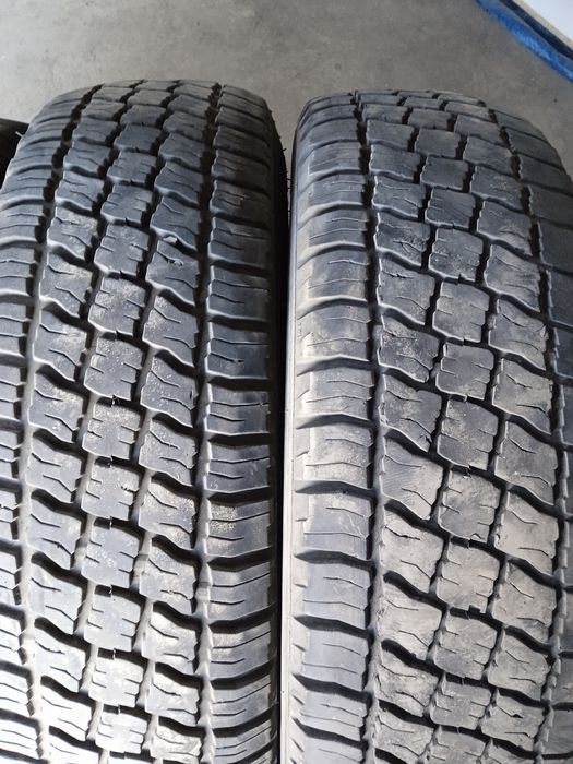 Продам комплект резины 225/75/16