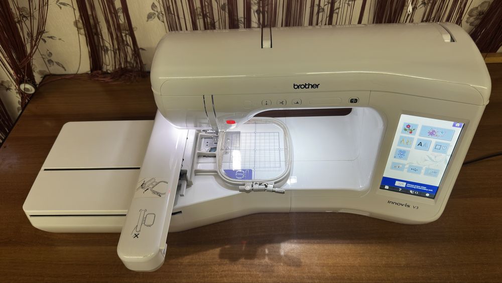 Masina de brodat Brother innovis v3