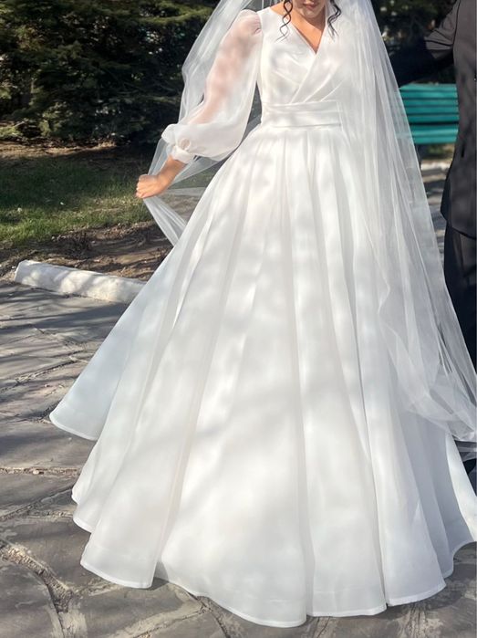 Продам свадебное платье