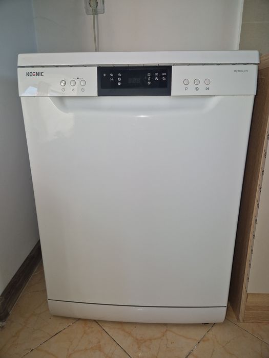 Masina de spalat vase Koenic