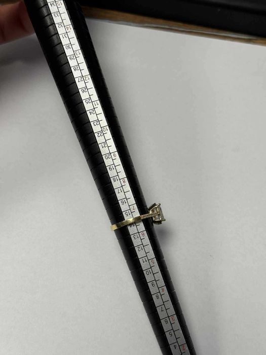 Продавам Златен Дамски Пръстен 14к 585