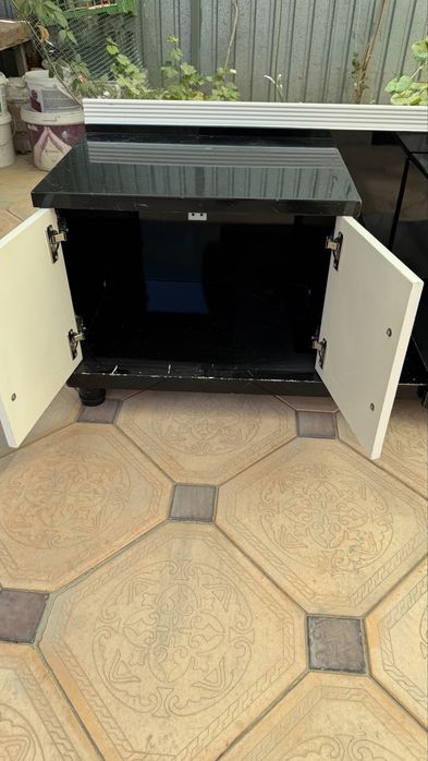 Тумба под телевизор