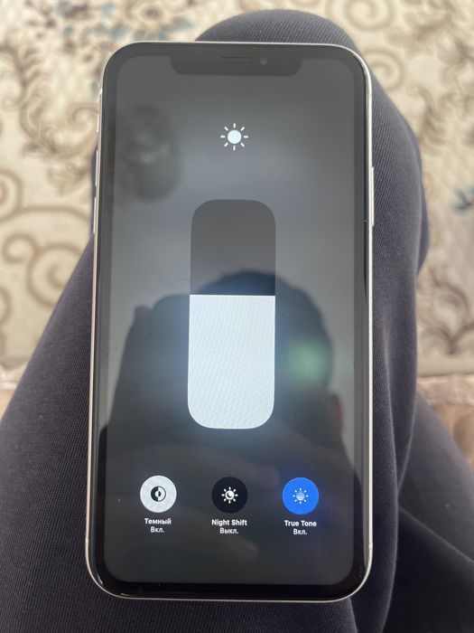 Iphone xr 64гб..