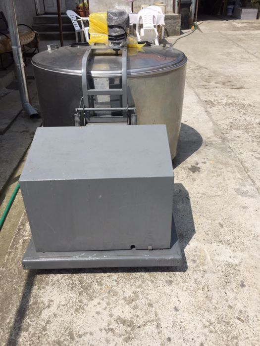 răcitor tanc de lapte 500 litri cu garanție un an frigotehn