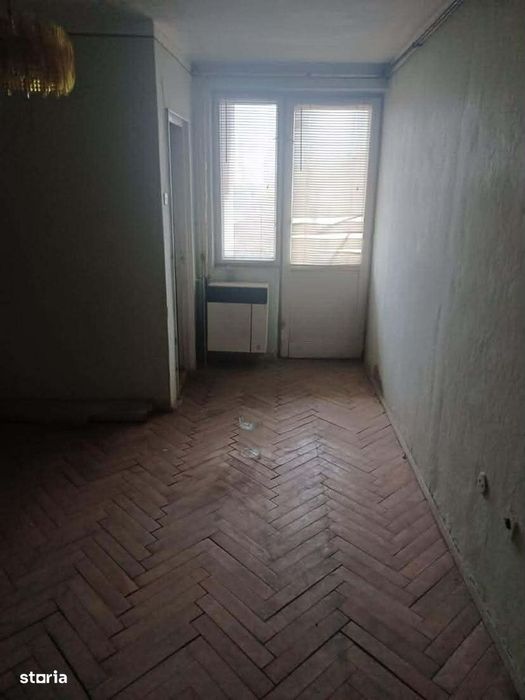 Garsoniera de vanzare , Ostrovului , etaj 4/4 , 14.800 euro negociabil