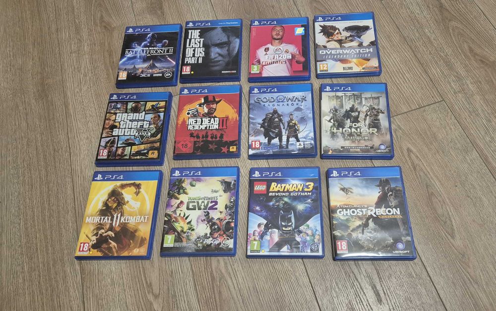 PlayStation 4, 1TB + телевизор и аксесоари