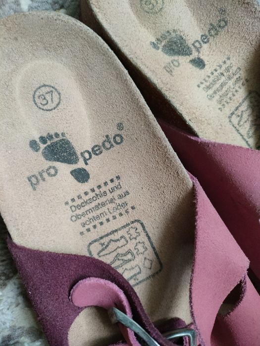 Pro Pedo ,slapi piele