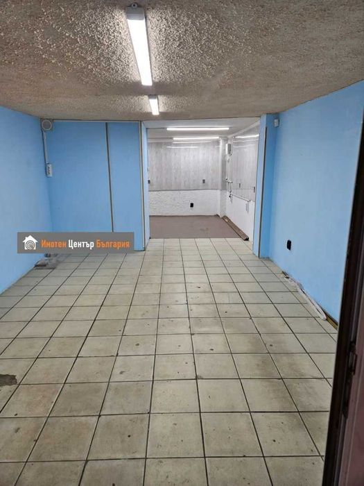 Дава се под наем Магазин в София, Младост 1 - 31 кв.м за 300 € - Снимка #2