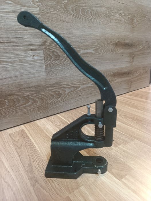 Универсальный пресс для металл фурнитура