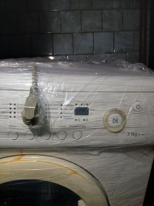 Продам стиральну машину SAMSUNG 3,5 кг