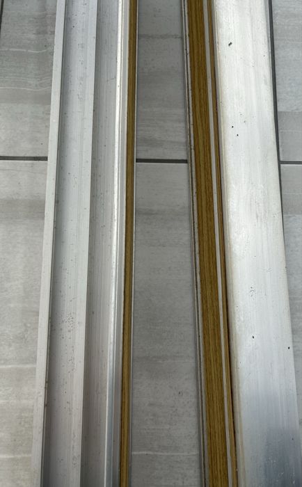 БЕЗПЛАТНО: Корнизи 4 метра само за гр. Добрич