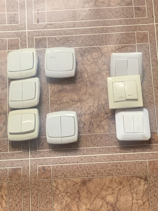 Розетки выключатели