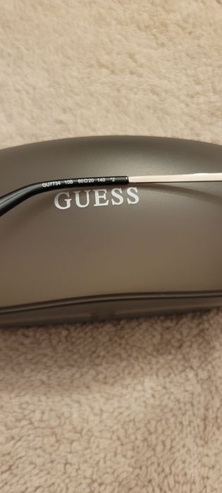 Дамски слънчеви очила GUESS