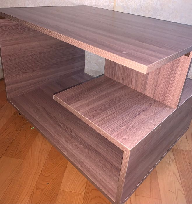 Продаю журнальный столик !!!