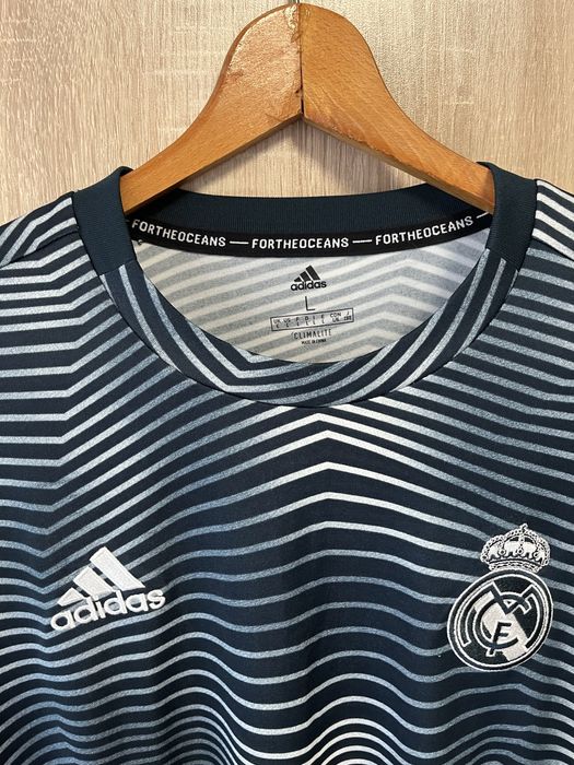 Real Madrid тренировъчна тениска