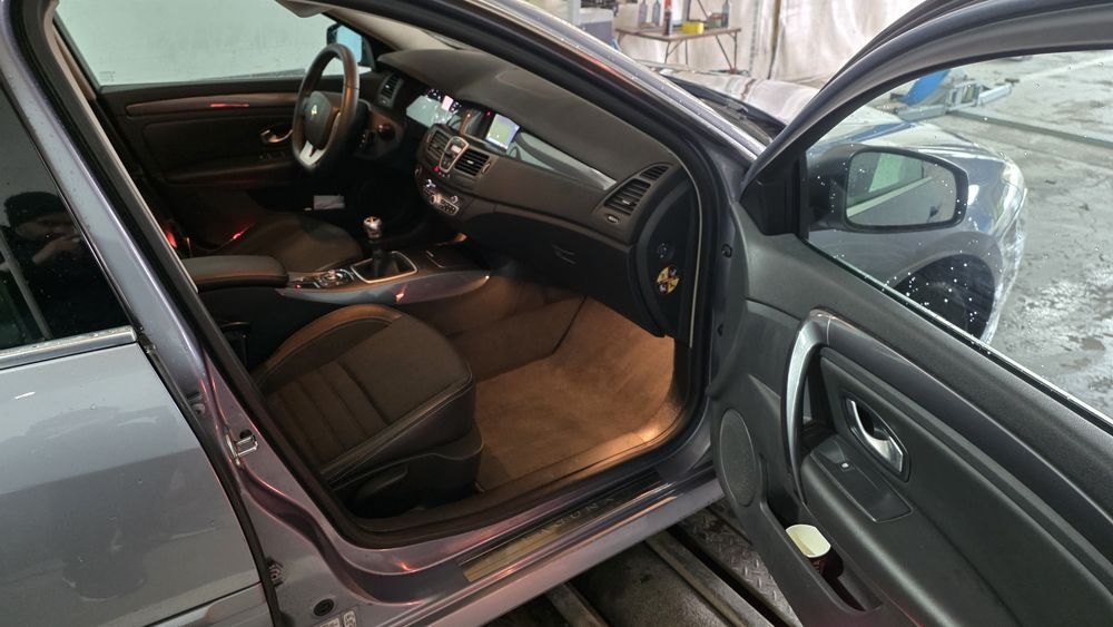 Renault Laguna GT 4Control
