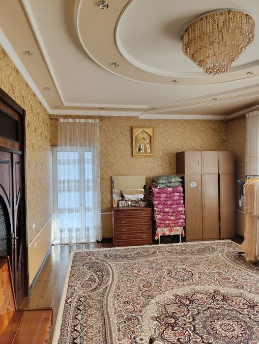 Продаётся дом. Срочно 8 соток