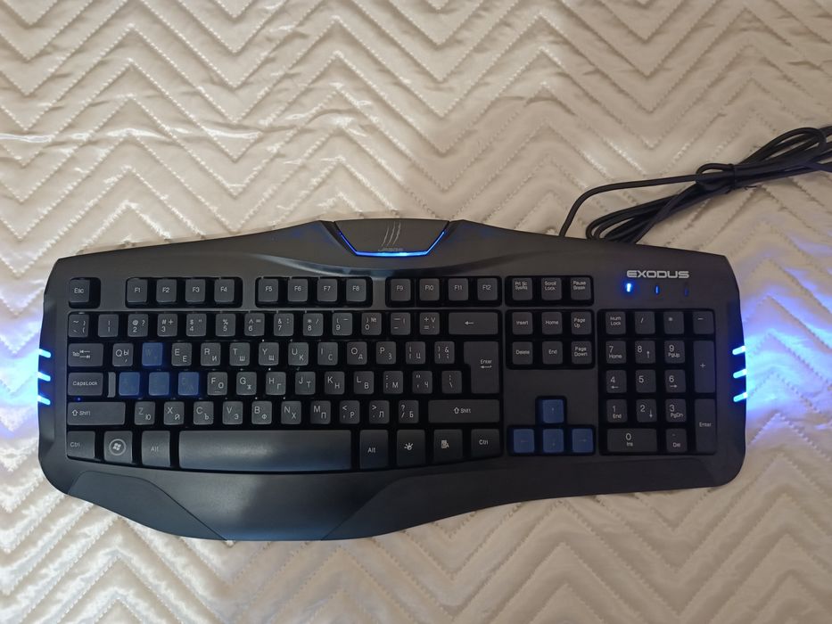 Геймърска клавиатура Hama