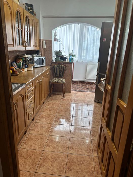 Vand apartament 2 camere confort 1 zona Vidin