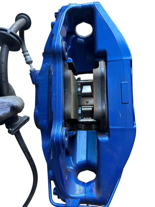 Bmw G15/G16/G30/G05/G06 комплект спирачни апарати и дискове