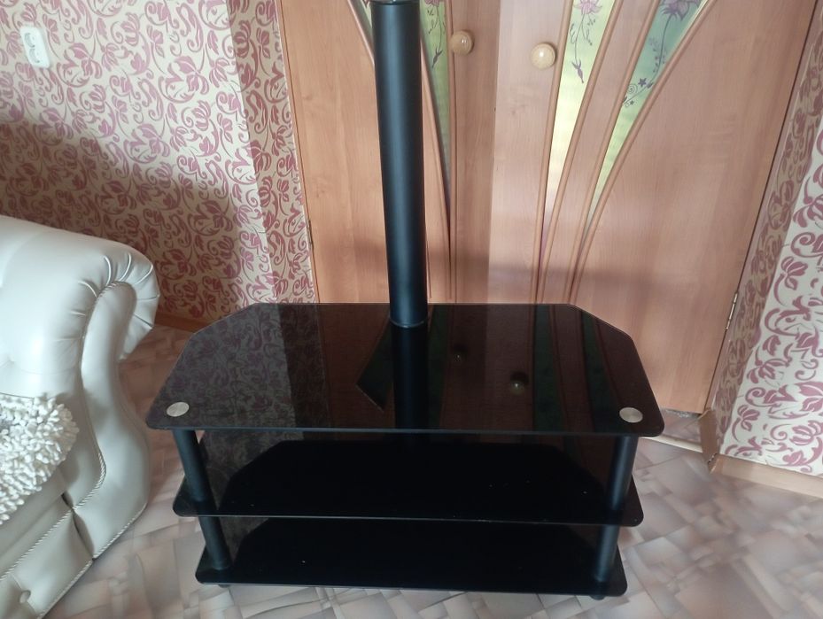 Продам подставку под телевизор