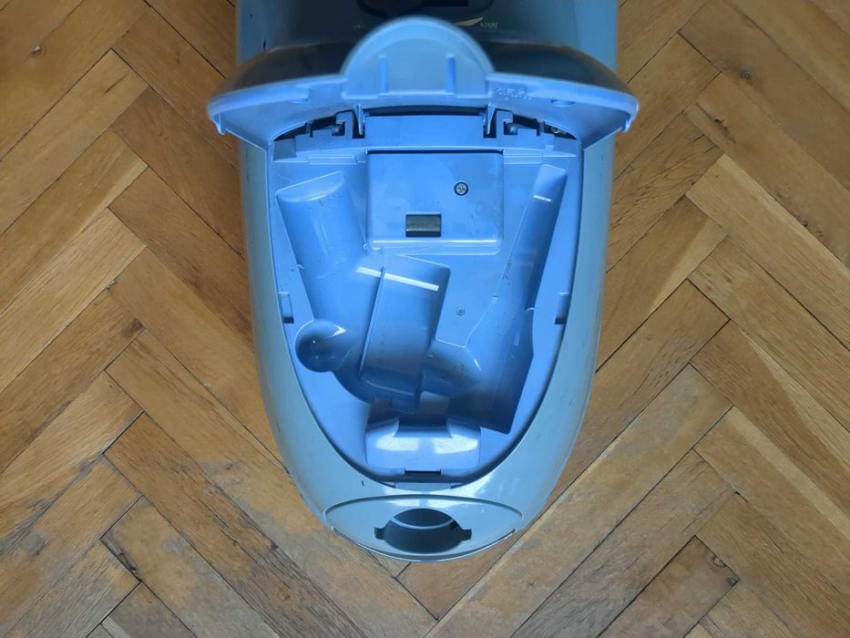 Прахосмукачка Panasonic MC-E775