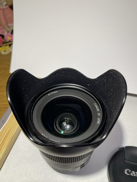 Obiectiv Canon EF 24 mm F1.4L II