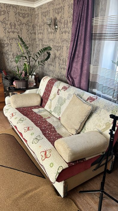 Продам Диван б/у