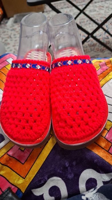 Продам тапычки зрослые женские