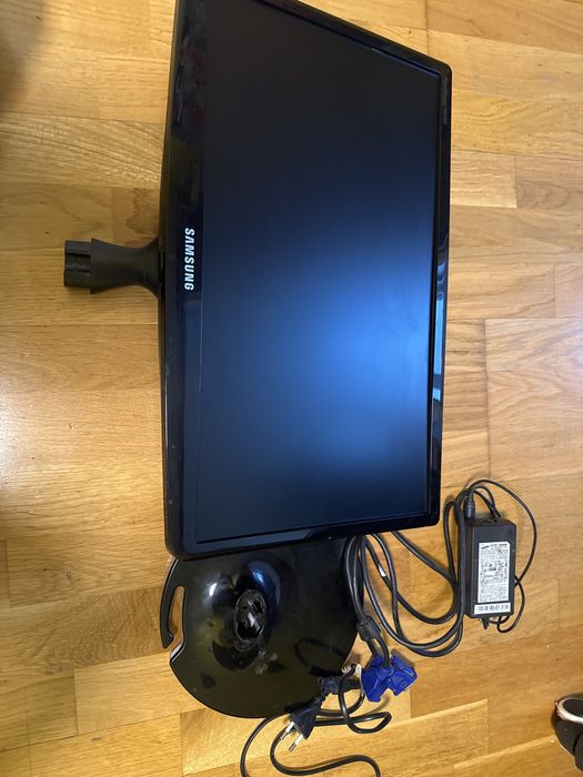 Монитор Samsung S22A100N