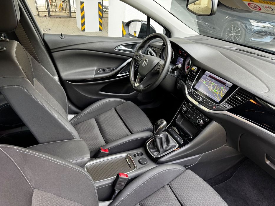 Opel Astra Innovation Garanție 12/36 Luni Matrix Led Side Lane Distronic Cameră