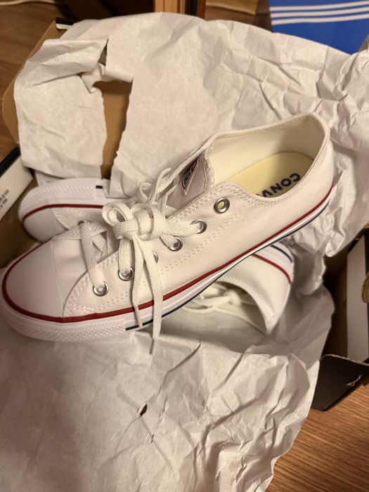 Adidasi Converse