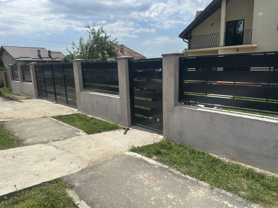 Porti garduri din tabla decupta