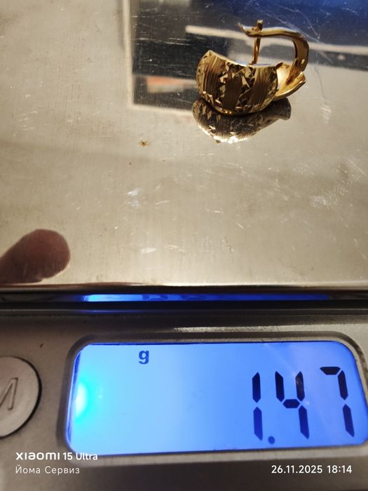 Продавам златни обеци 14к