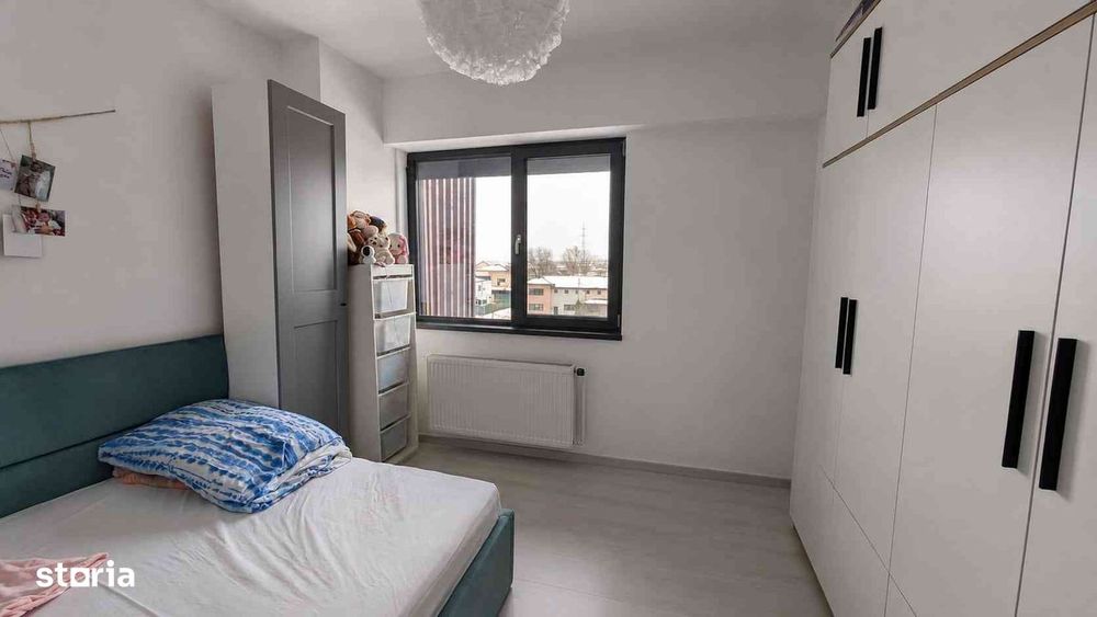 Vând apartament 3 camere
